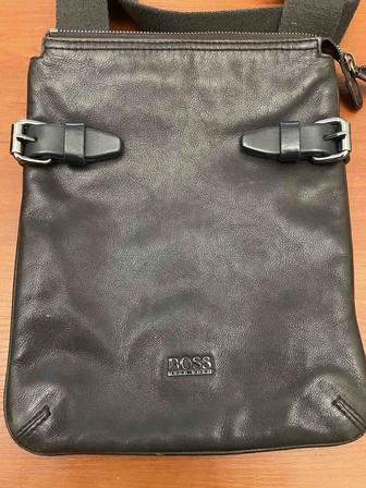 Кожаная сумка Hugo Boss