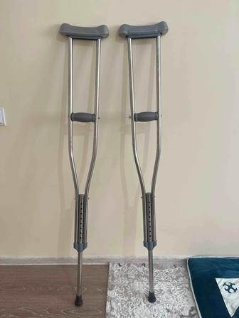 Костыли подмышечные