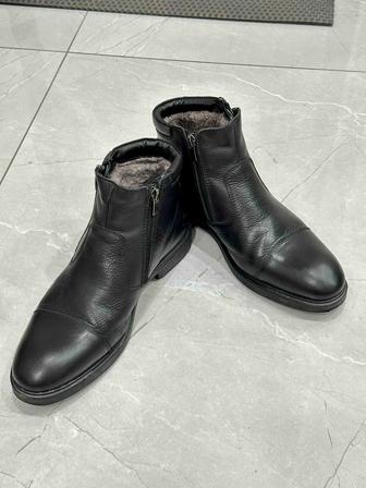 Зимние сапоги из натуральной кожи и меха