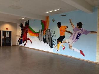 Дизайнер-художник Роспись стен Брендирование помещений