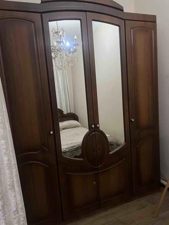 Продам спальный гарнитур (торг есть)