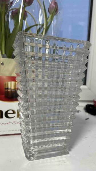 Продам вазу