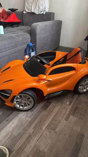 Продам детскую электро машину