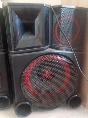 Продам музыкальные колонки X-Boom