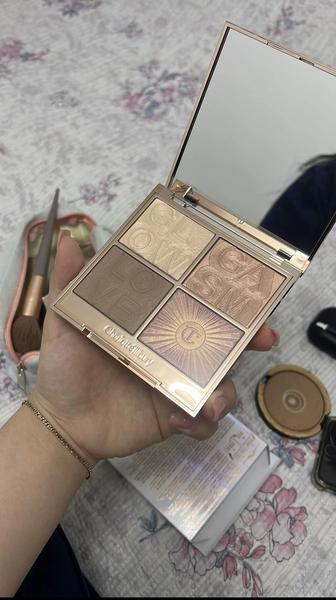 Палетка Charlotte Tilbury