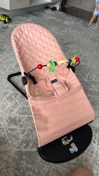 качалка для новорожденных