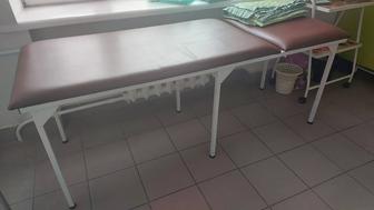 Продам кушетку