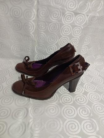 Туфли женские