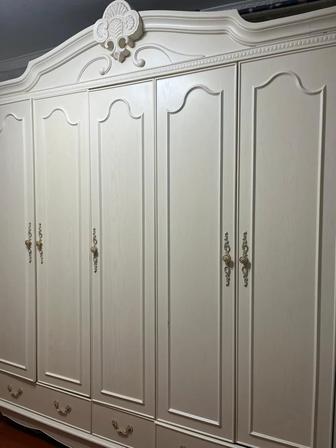 Продам шкаф