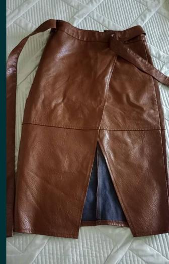 Продам платья женские разные