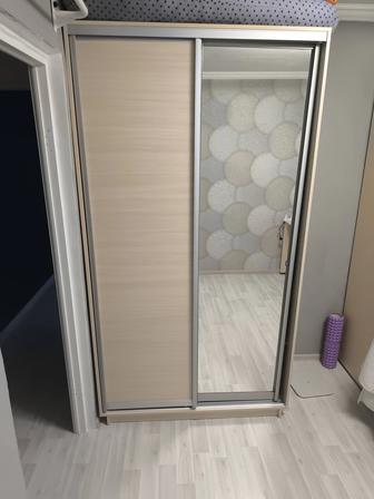 Срочно продам шкаф