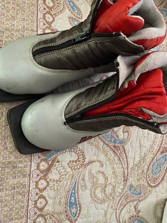 Ботинки для лыж