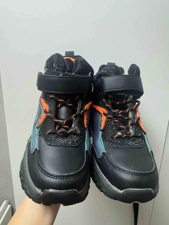 Зимние ботинки