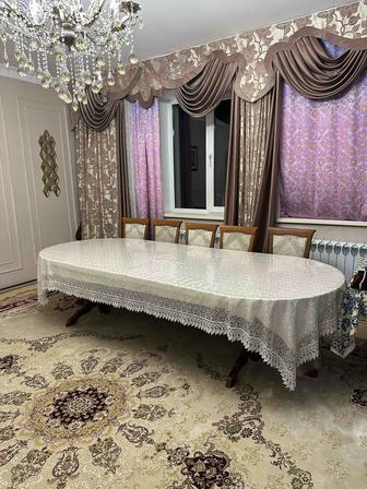 Стол гостинный