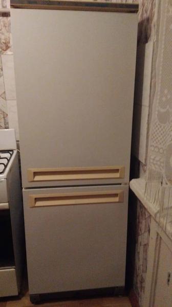 Продам холодильник Stinol