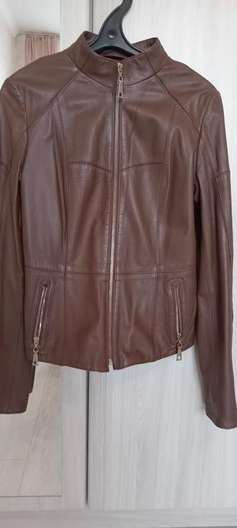 Продам кожаную куртка
