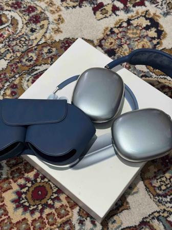 Apple Airpods Max blue