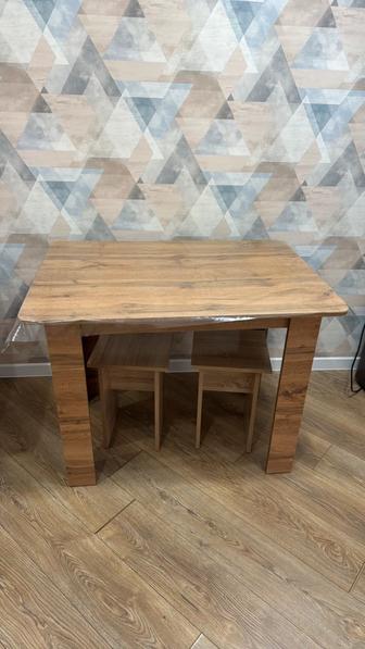 Стол и табуретки 2 шт