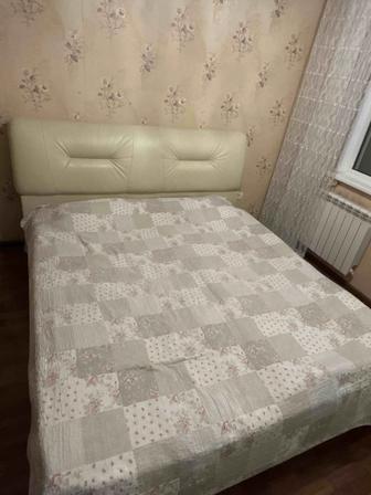 Кровать