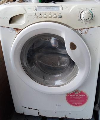 Продам стиральную машину Б/у