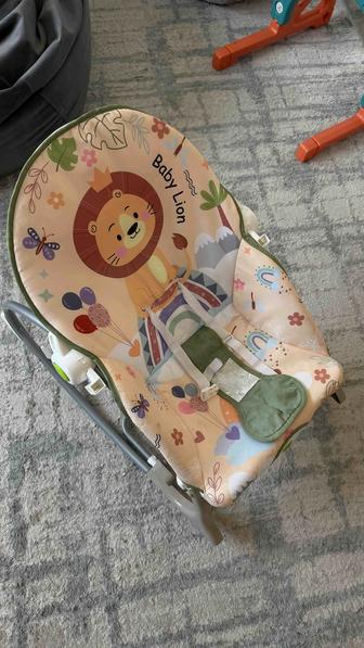 Шезлонг детский