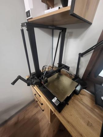 3D принтер Creality CR-10 Smart и 9 катушекпластика и сушилка и камера для