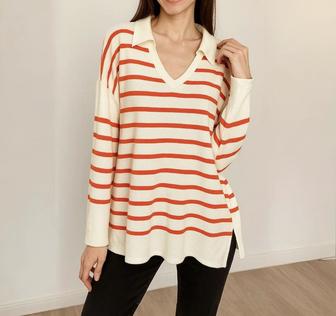 свитер в полосках