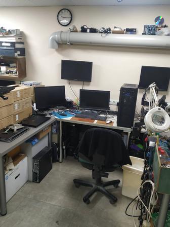 Ремонт компьютеров и ноутбуков любой сложности. Установка программ.