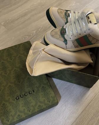 Продам кроссовки зимние GUCCI