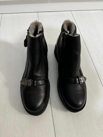 Продам сапоги