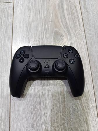 Игровой контроллер Sony PS5 DualSense черный