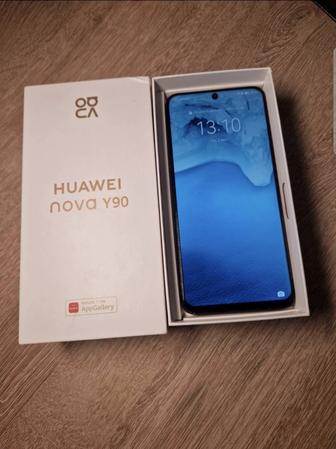 Huawei Nova Y90