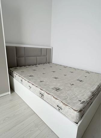 Кровать 160х200 с матрасом