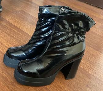 Женские ботильоны