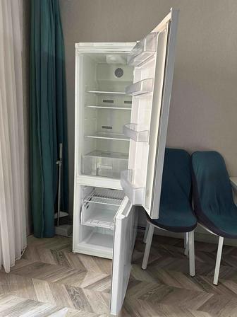 Б/у холодильник Beko модель CMV 529221W