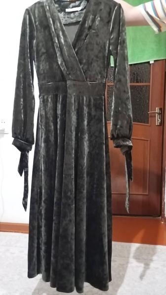 Платье