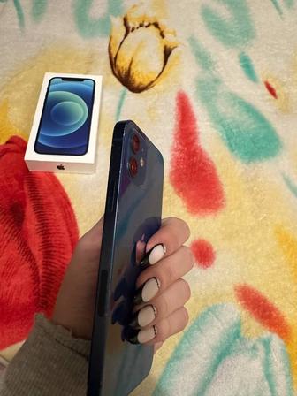 Продам IPhone 12
