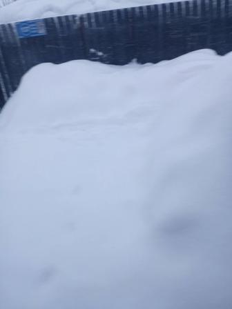 Убирают снег цена договорная звоните