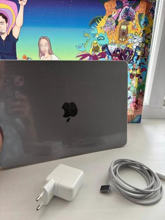 MacBook Air M2 2022, 256Гб, 13.6