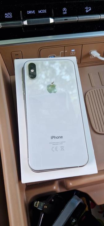 IPhone Xs Silver 64GB
