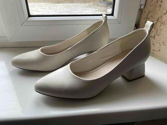 Женские туфли