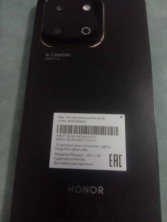 Продам телефон в отличном состоянии Хонор Х6б 128 гб