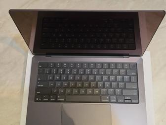MacBook Pro 14 M5 16/1TB 9 циклов