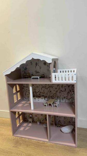 Кукольный дом новый