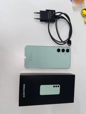 Срочно продам Samsung S23fe