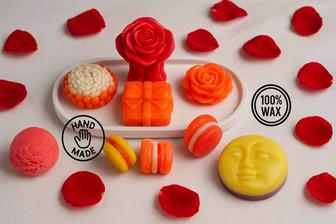 Набор свечей с подсвечниками LOVE