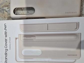 Чехол на SAMSUNG Z FOLD 4 розового цвета с ручкой