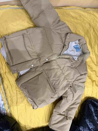 Продам куртку правда