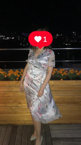 Продам нарядное платье, размер 44