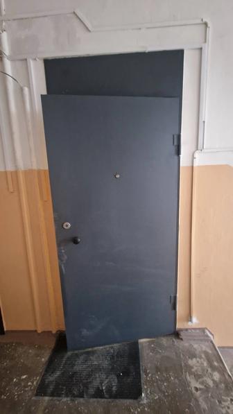 Продам дверь